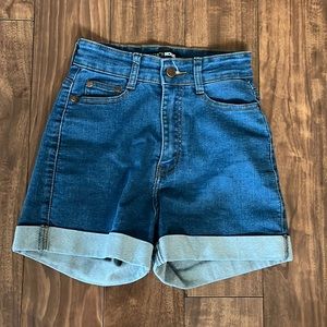 Fashion nova blue shorts